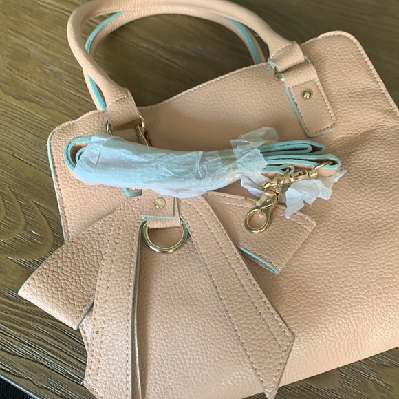 Purse - Picture 2 of 4